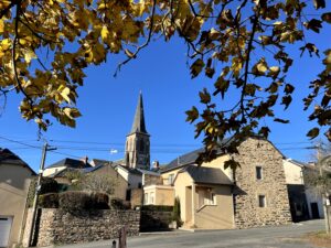 centre-village-saint-jean-delnous