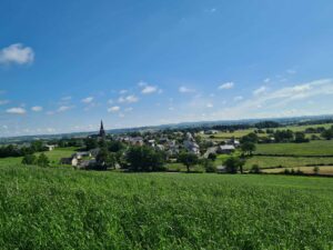 saint-jean-delnous-et-ses-champs